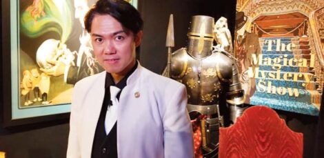 Tokyo-born magician keeps spectators on their toes in show at resort in Wailea